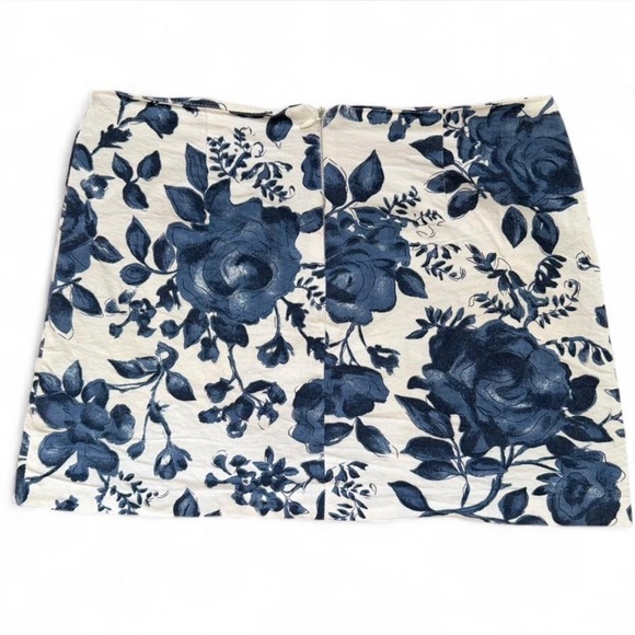 Vintage Y2K Mini Skirt Floral Belted Mini Skirt Navy Belt Silver Accent Slit - Picture 2 of 8